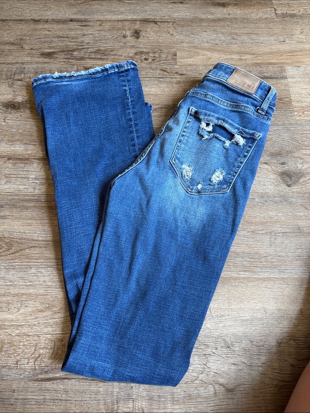 BKE Women's Medium Blue Distressed Skinny Jeans